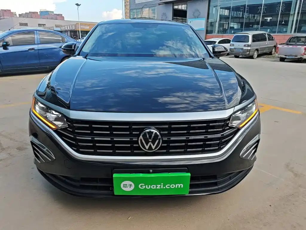 Фото 3 - Volkswagen Passat