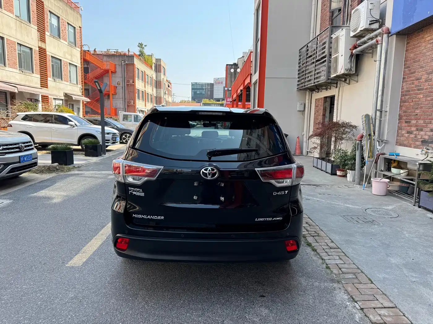 Toyota Highlander 2015 2.0T AWD Ultimate Edition 7-seater фото 14