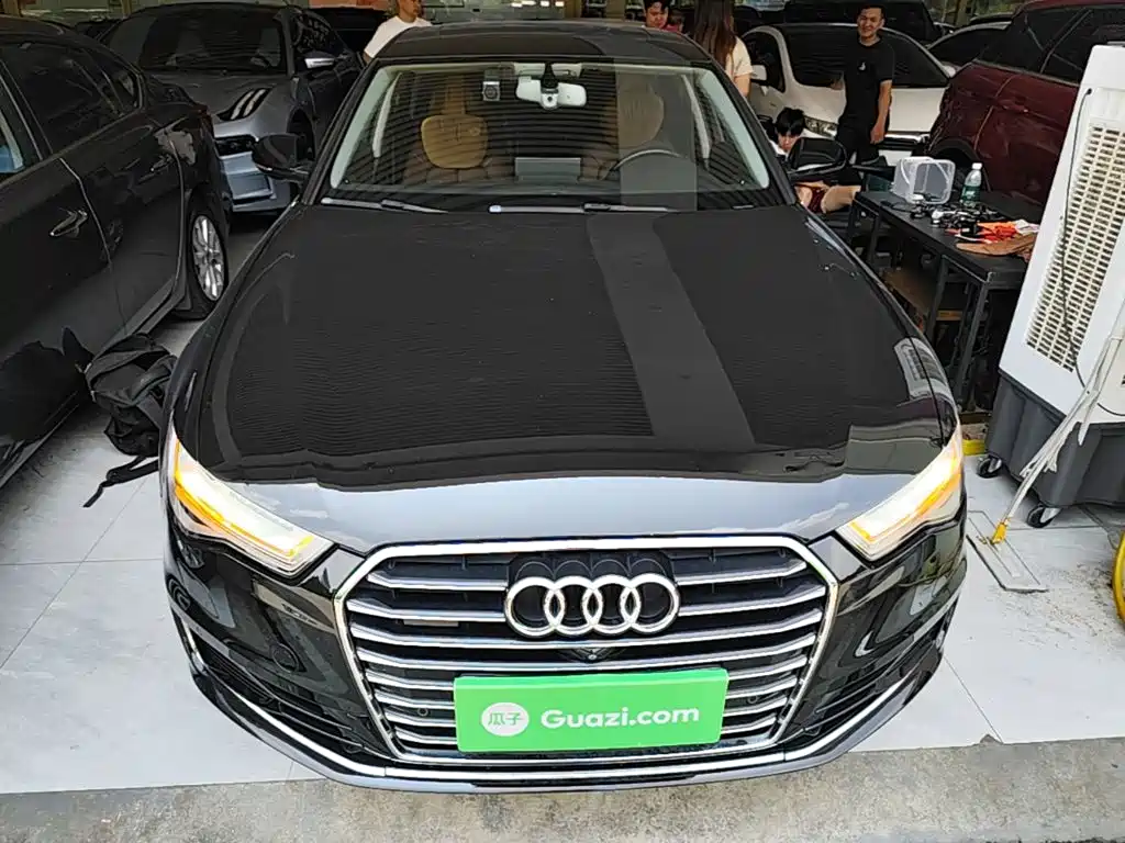 Фото 3 - Audi A6L
