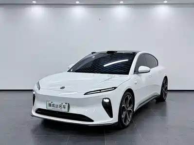 NIO ET5