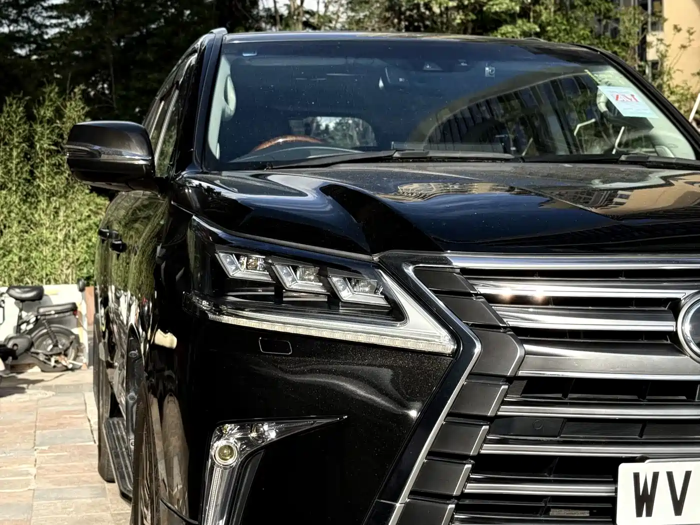 Lexus LX 2017 570 Peak Special Limited Edition фото 5