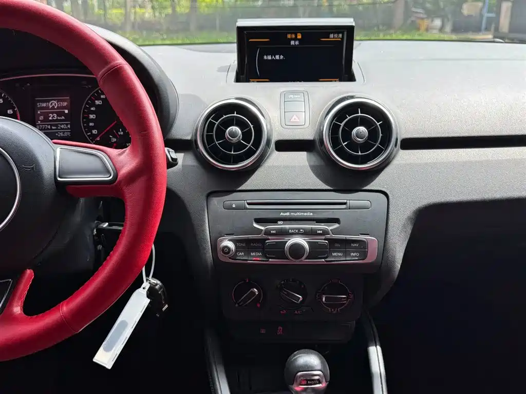 Audi A1 2017 2016 30 TFSI Sportback Design Style Edition