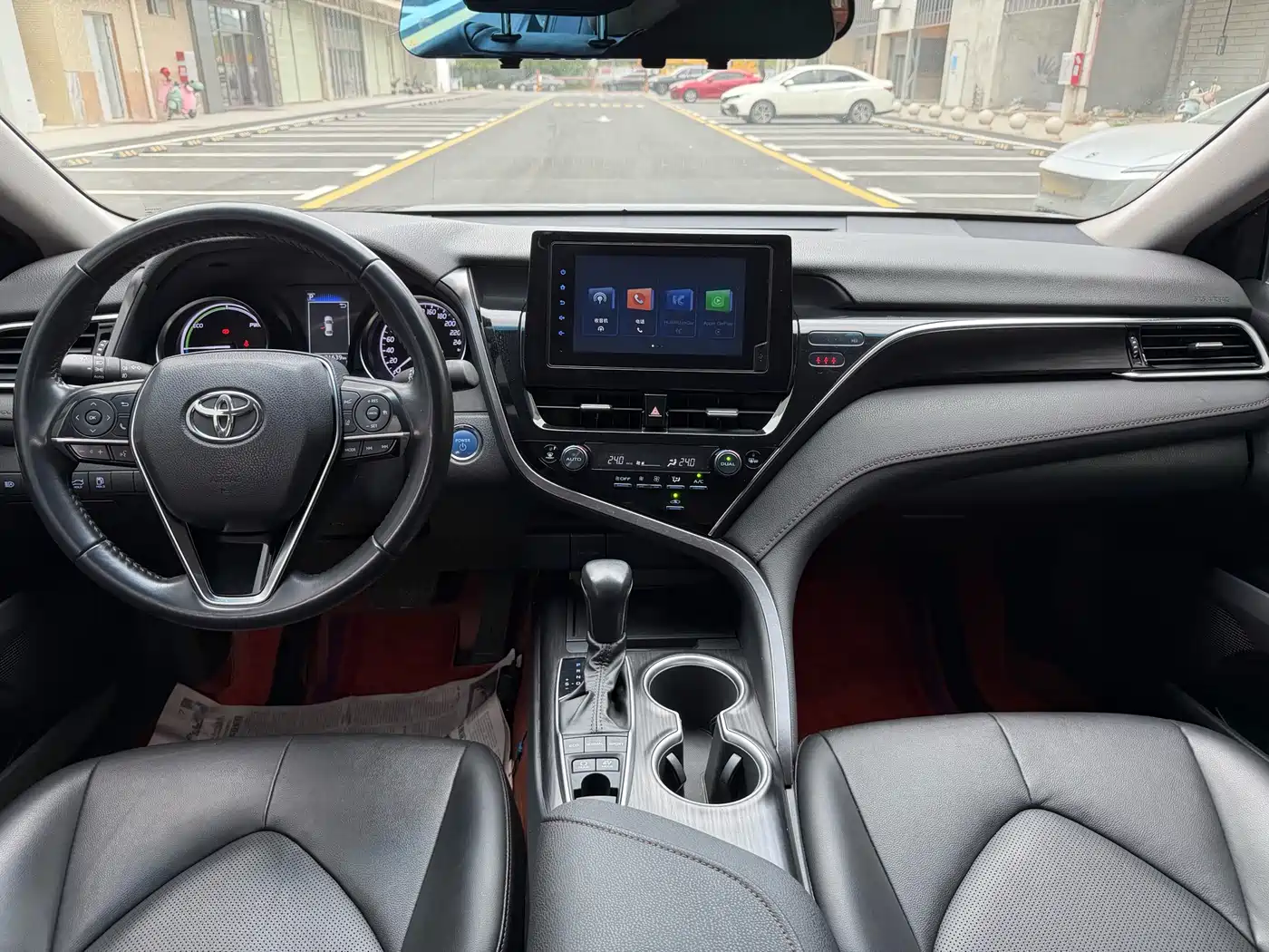 Toyota Camry 2023 Hybrid 2.5HGVP Leading Edition фото 5
