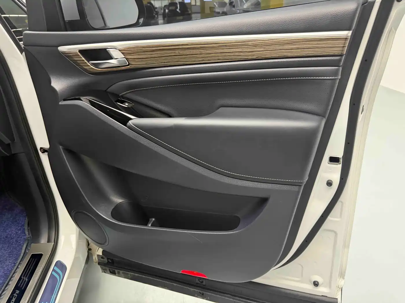 GAC Trumpchi Trumpchi M8 2021 Master Series 390T Ultimate Edition фото 5