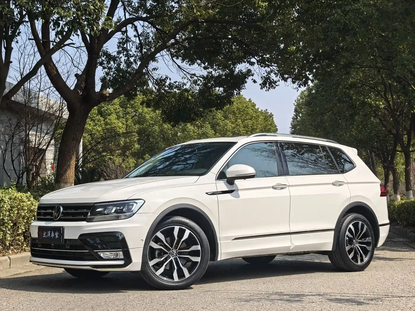 Volkswagen Tiguan L 2021 330TSI Automatic 2WD R-Line Premium