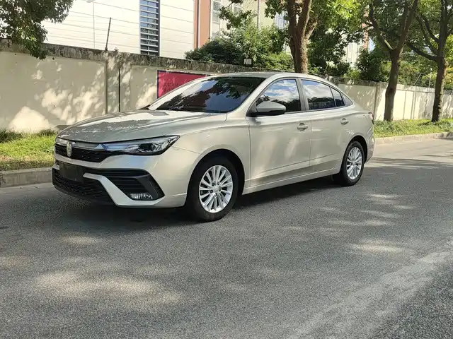 Roewe i5 1.5L CVT, Платинум
