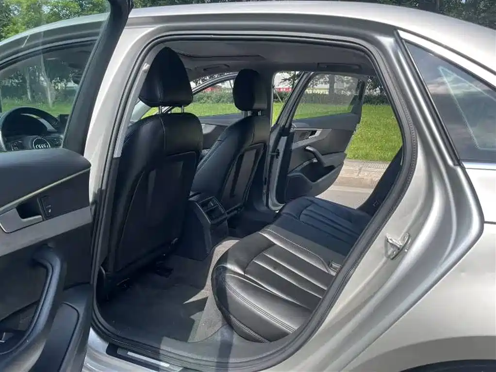 Audi A4L 2017 40 TFSI Progressive фото 5
