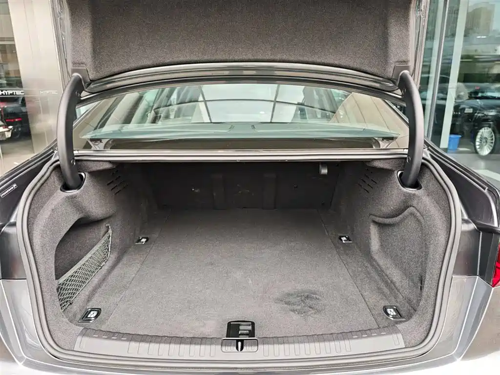 Audi A6L 2023 Facelift 45 TFSI Premium Dynamic фото 9