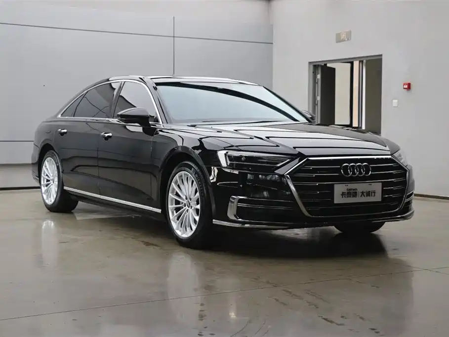 Audi A8 2022 A8L 50 TFSI quattro Comfort Collector's Edition фото 25