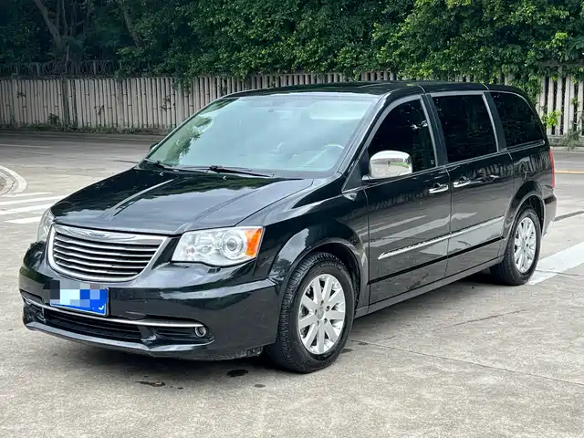 Chrysler Grand Voyager (Import) 2013 3.6L Luxury Edition