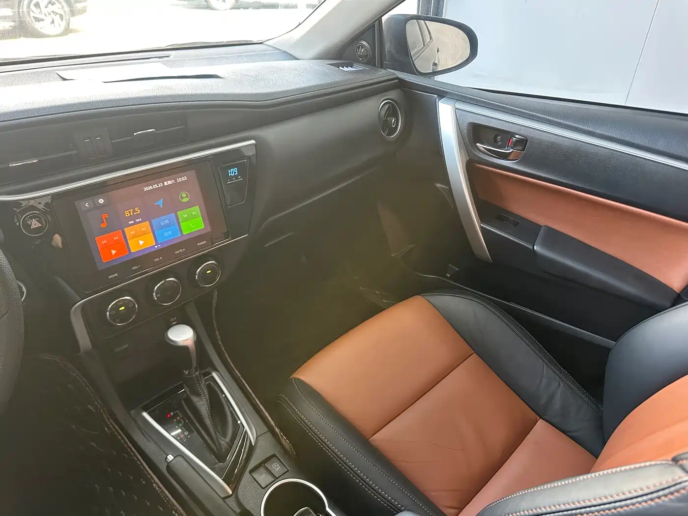 Toyota Levin 2017 Facelift 185T CVT Elite (China V) фото 9