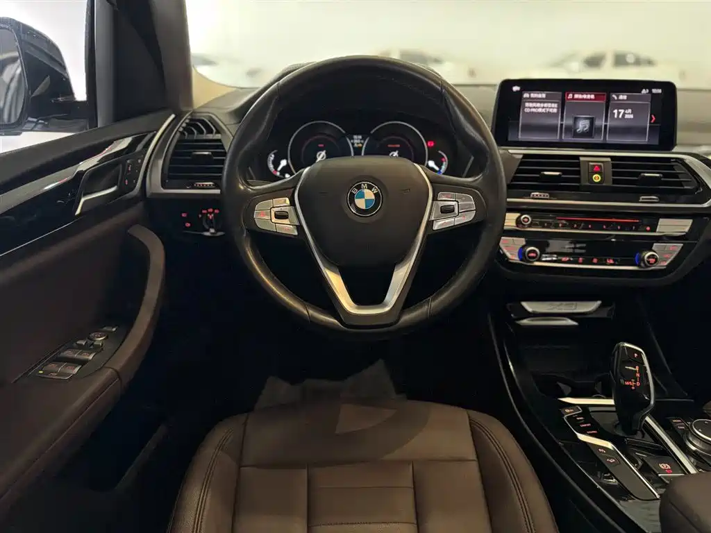 BMW X3 2018 xDrive25i M Sport Package China VI фото 14