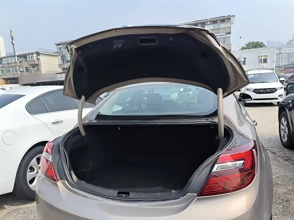 Buick Regal 2015 1.6T Leading Tech Edition фото 19