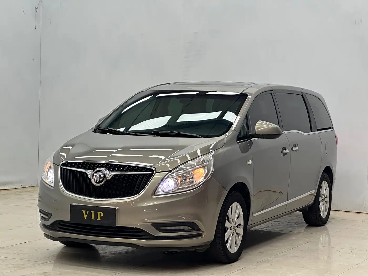 Buick GL8 2018 28T Luxury Model China VI фото 3