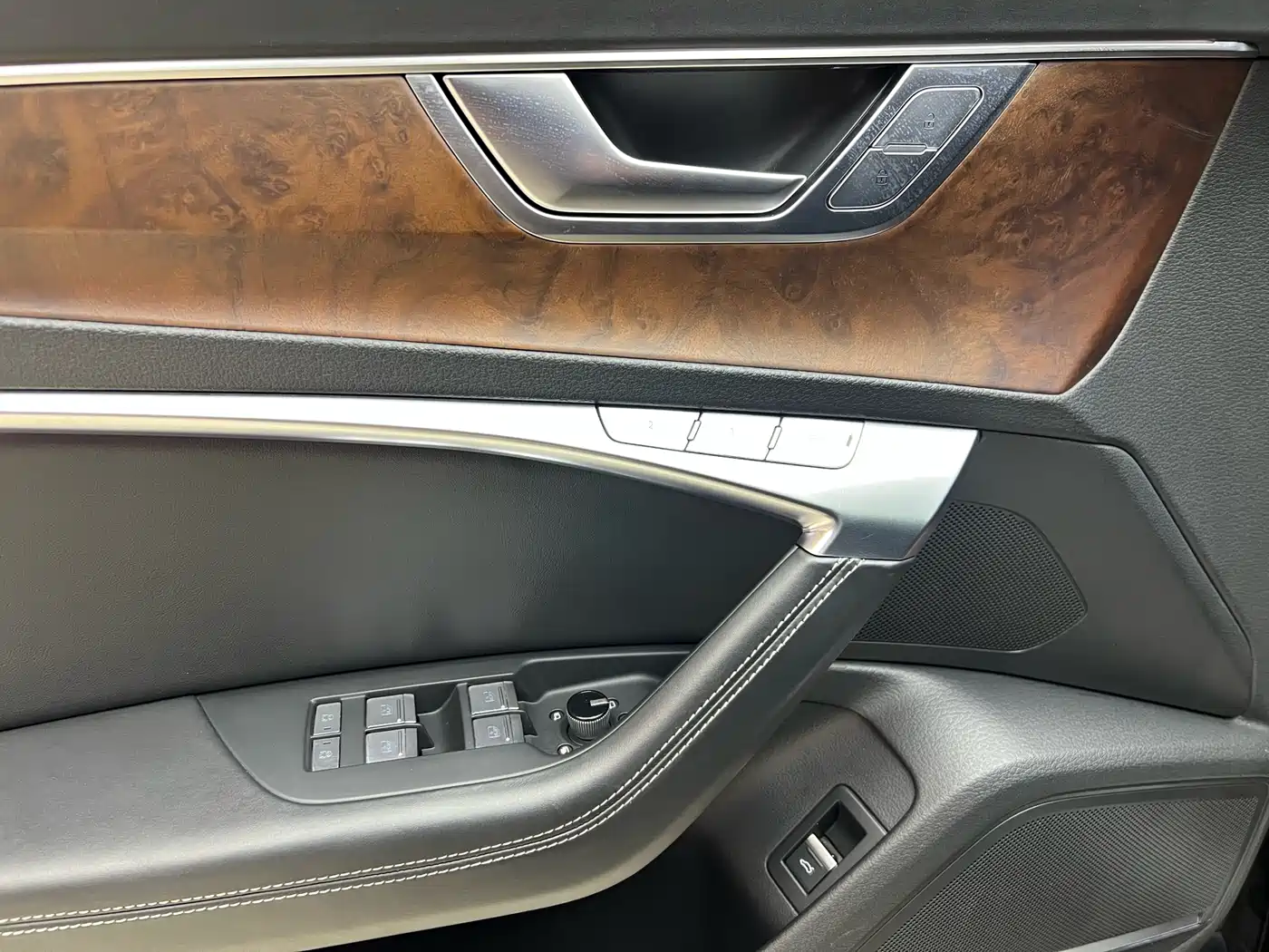 Audi A6L 2023 55 TFSI quattro Premium Dynamic фото 10