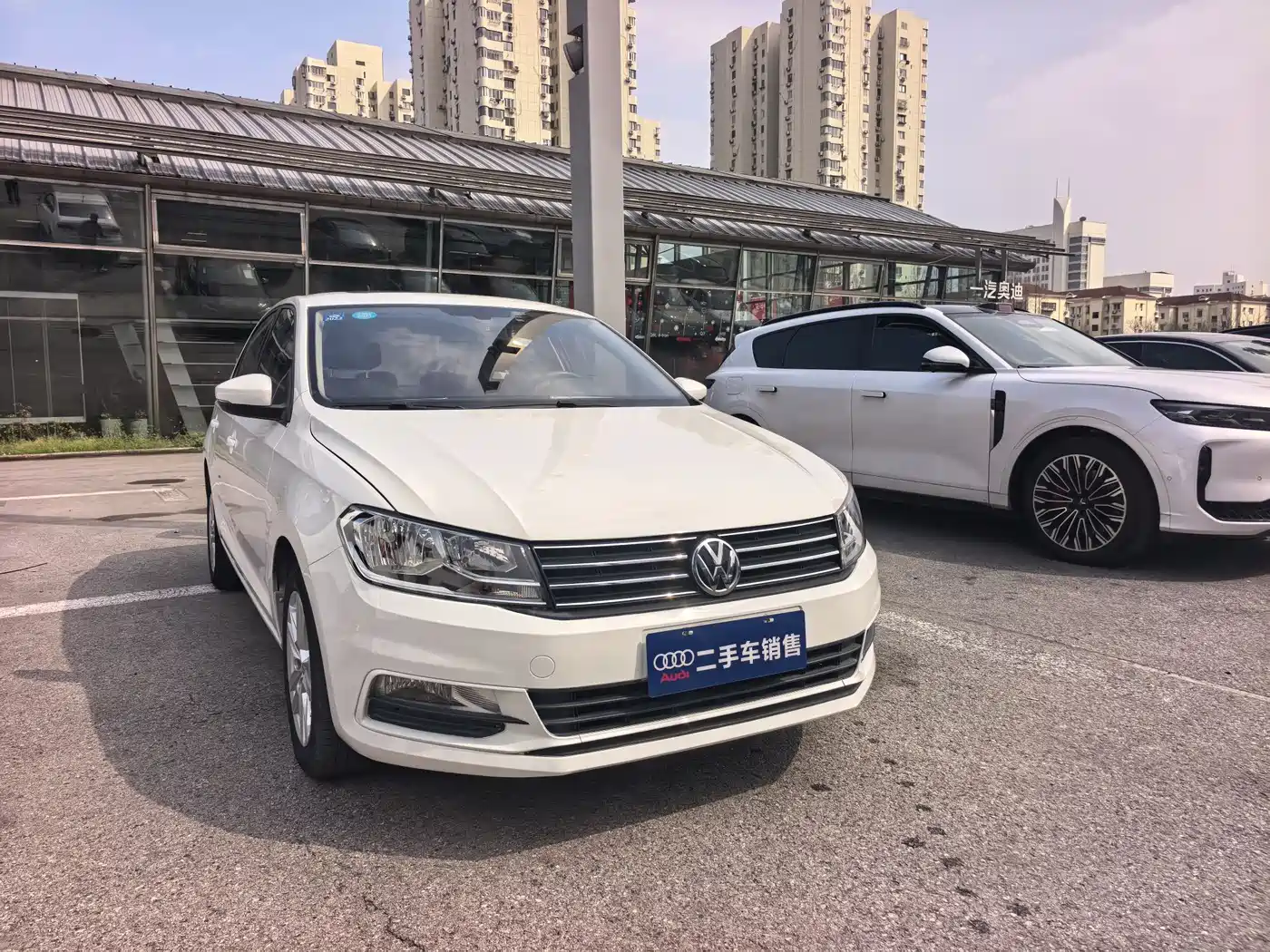 Volkswagen Santana 2016 1.6L Automatic Comfort Edition фото 3