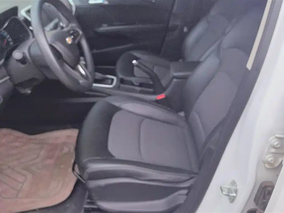 Chevrolet Cavalier 2019 320 Automatic Joy Edition фото 9