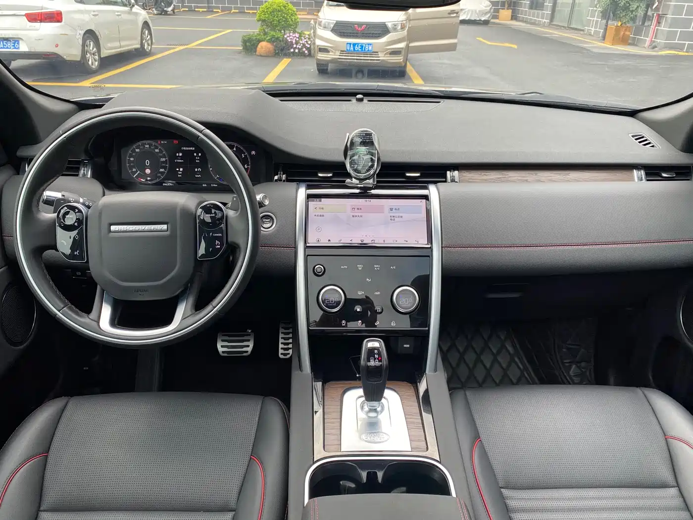 Land Rover Discovery Sport 2021 249PS R-Dynamic SE Performance Technology Edition 5-seater фото 18