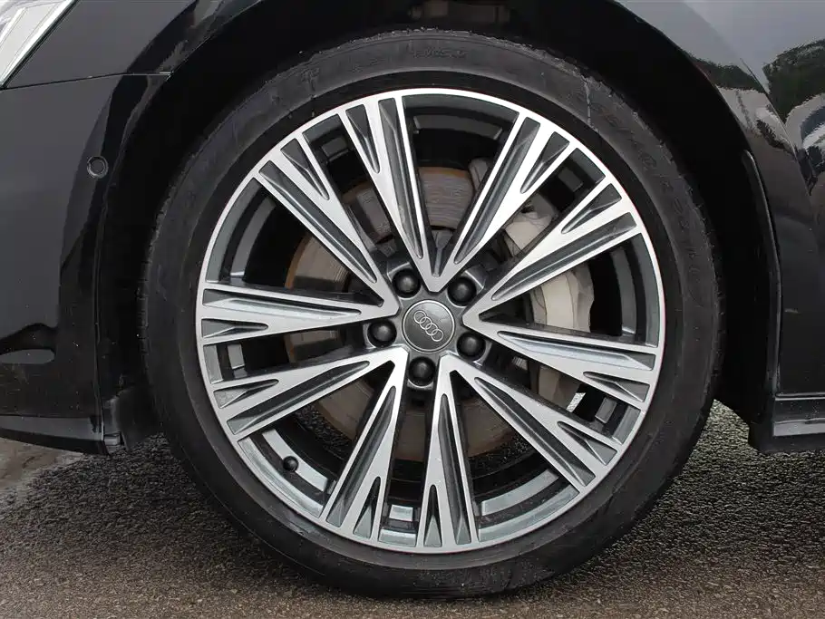 Audi A6L 2021 55 TFSI quattro Premium Dynamic фото 7