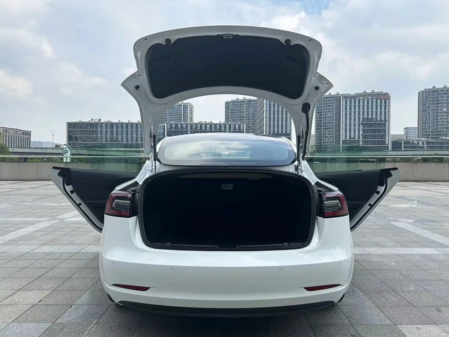 Фото 14 - Tesla Model 3 (Import)
