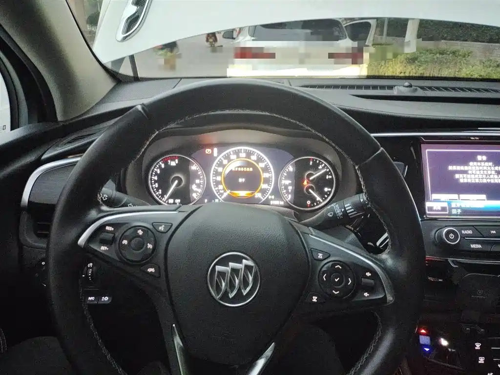 Buick Envision Plus 2018 28T 4WD Luxury фото 4