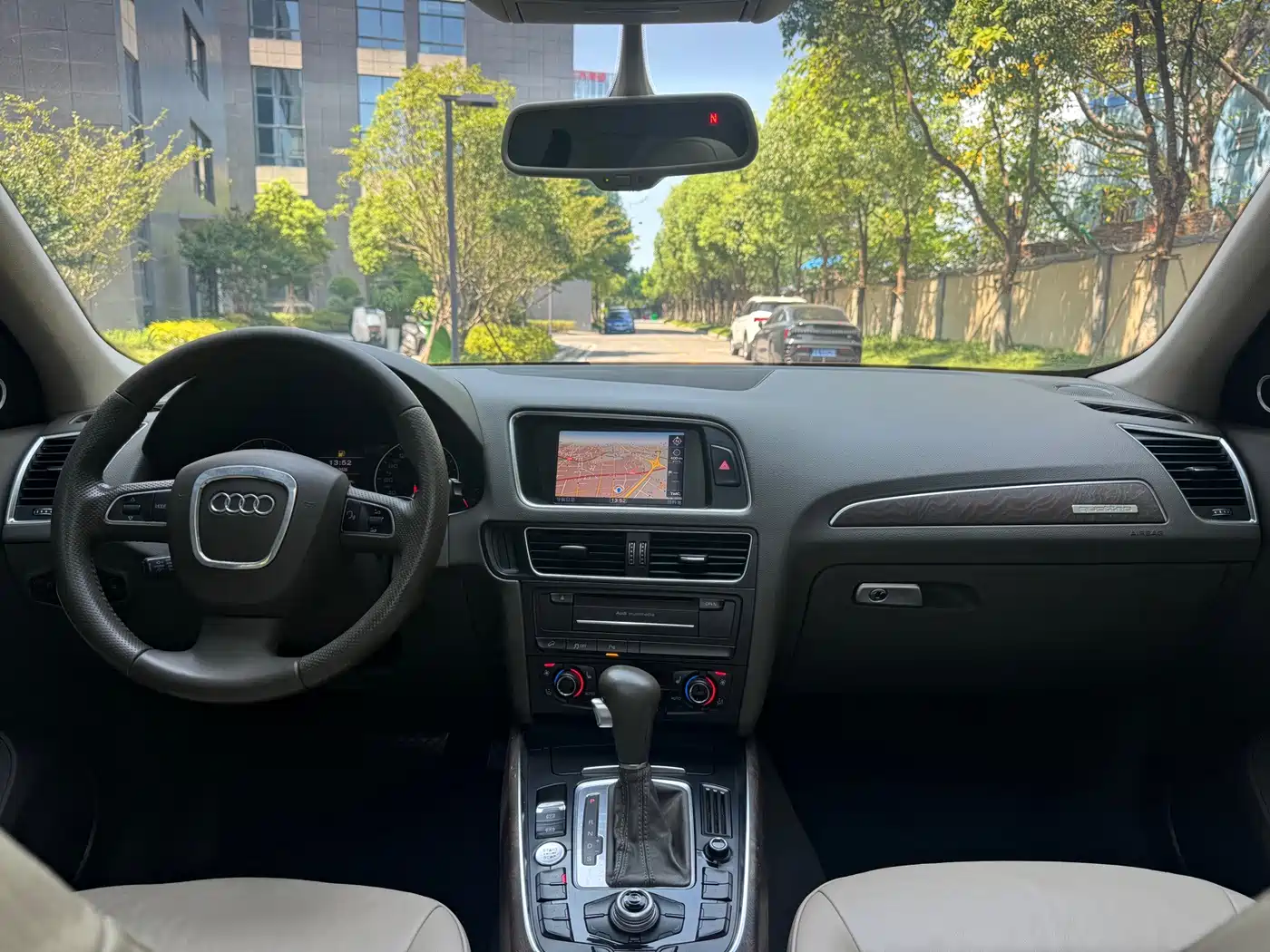 Audi Q5 (Import) 2011 2010 3.2FSI Sport
