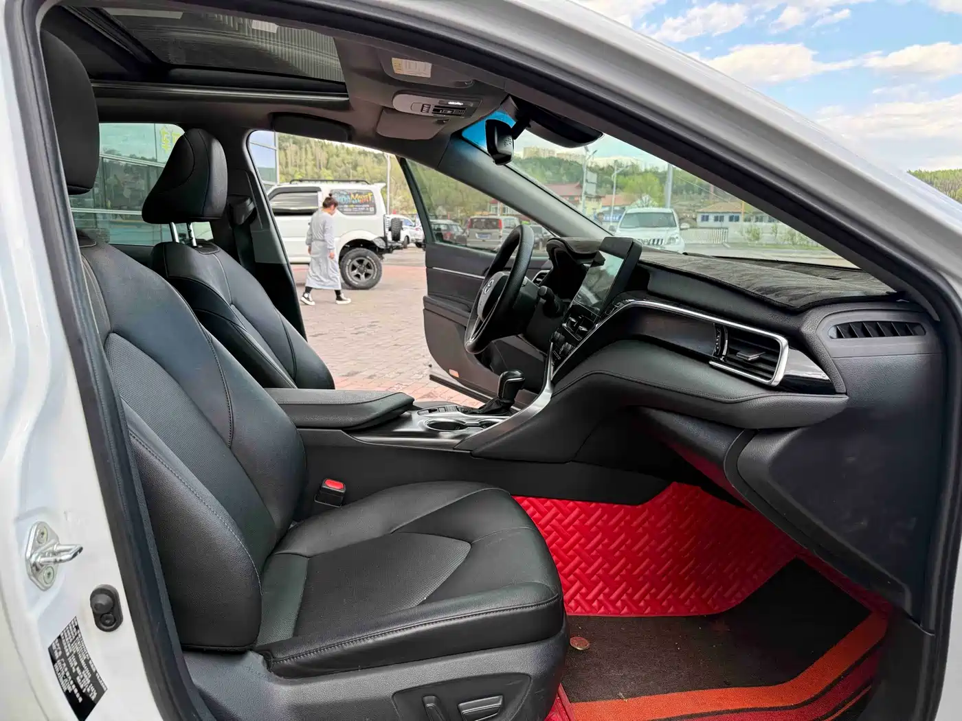 Toyota Camry 2021 2.5G Luxury Edition фото 9
