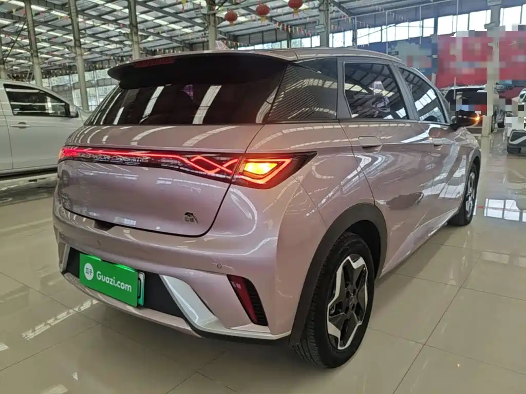 Фото 7 - BYD Dolphin