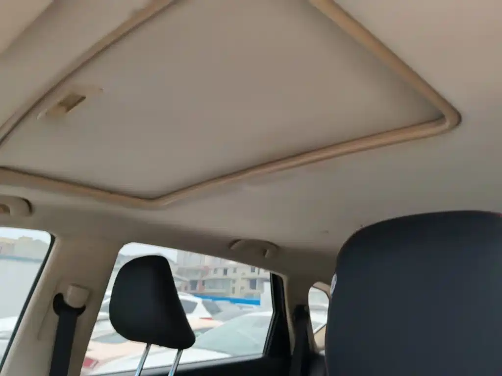Baojun 560 2016 2015 1.8L Manual Luxury