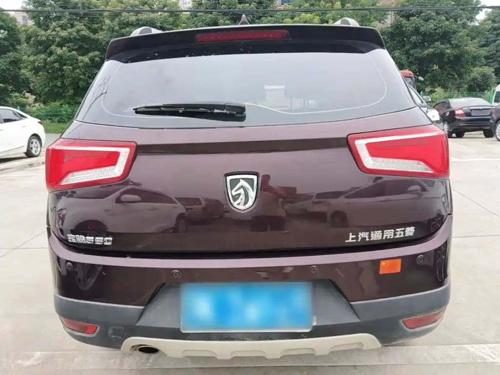 Baojun 560 2016 2015 1.8L Manual Luxury