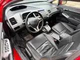 Фото 4 - Honda Civic