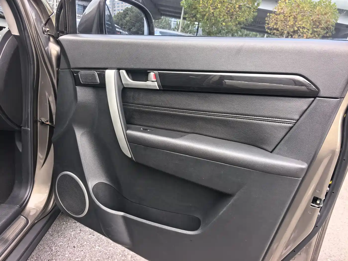 Chevrolet Captiva 2017 2.4L 2WD Urban Edition 7-Seater фото 10