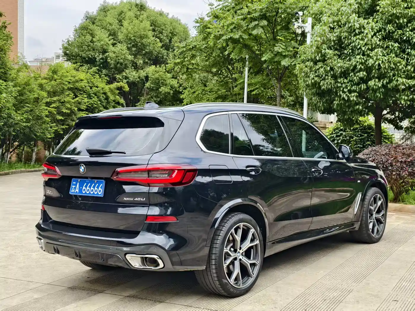 BMW X5 2022 Facelift xDrive 40Li M Sport Package фото 9