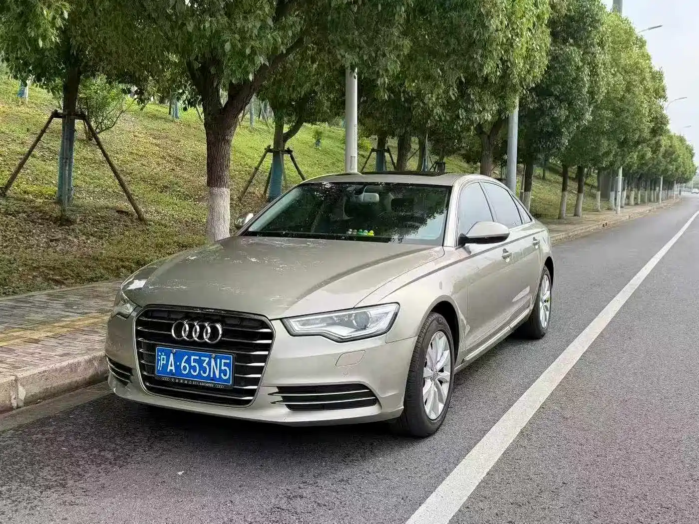 Audi A6L 2014 30 FSI Comfort фото 2