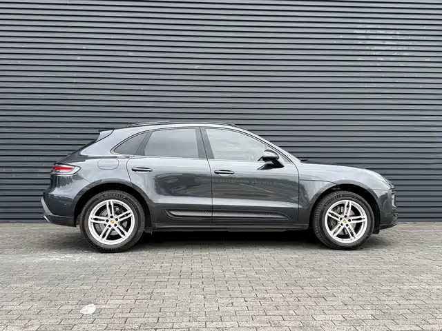 Porsche Macan 2022 Macan 2.0T — фото 5