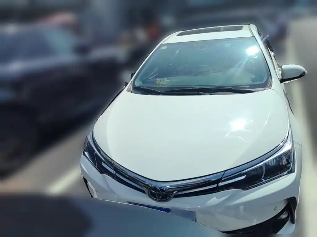 Toyota Corolla 2017 Facelift 1.2T S-CVT GL-i фото 5