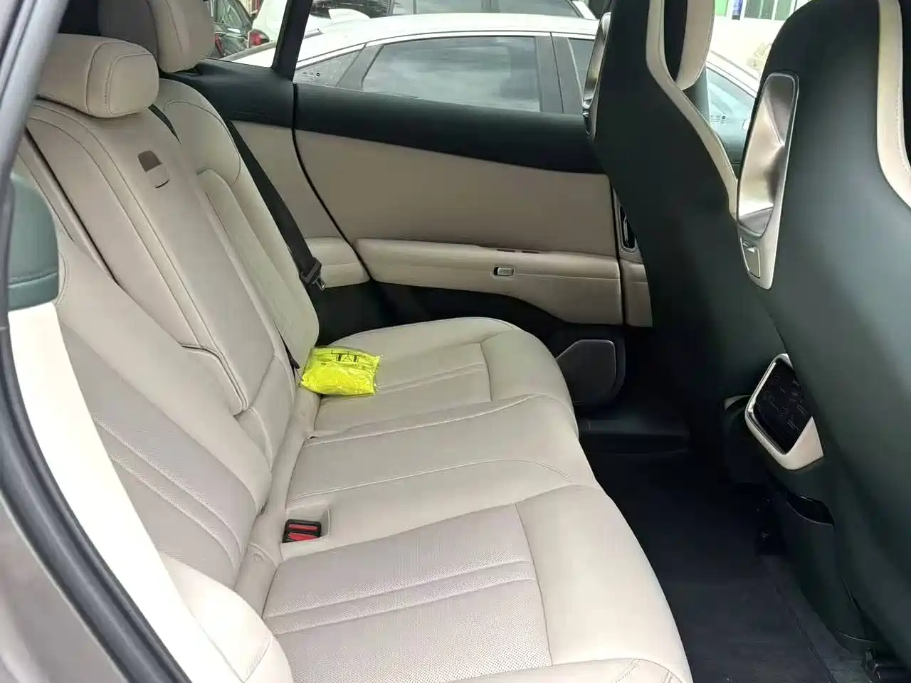 XIAOMI CAR XIAOMI YU7