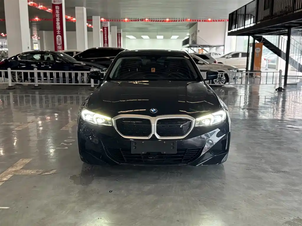 BMW i3 2022 eDrive 35 L фото 2
