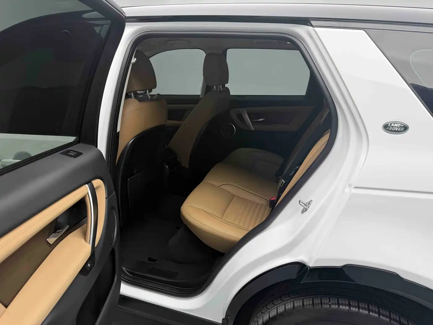 LAND ROVER DISCOVER SPORTS