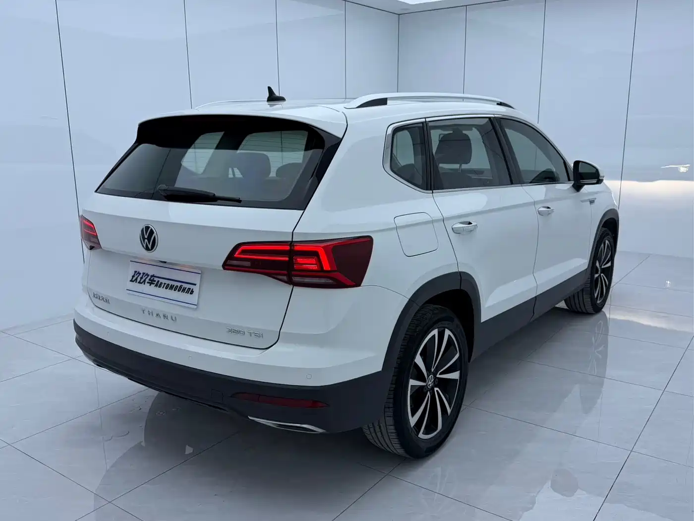 Volkswagen Tharu 2022 280TSI FWD Luxury Edition фото 4