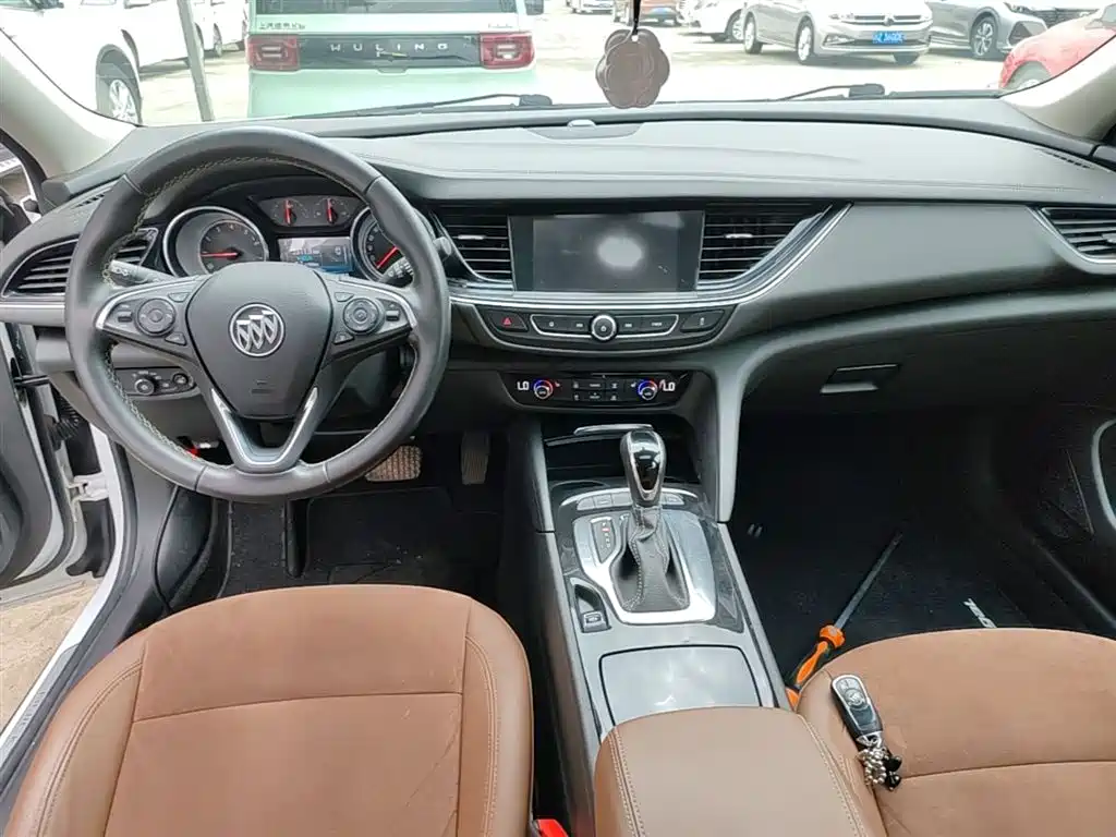 Buick Regal 2017 20T Elite Type фото 10
