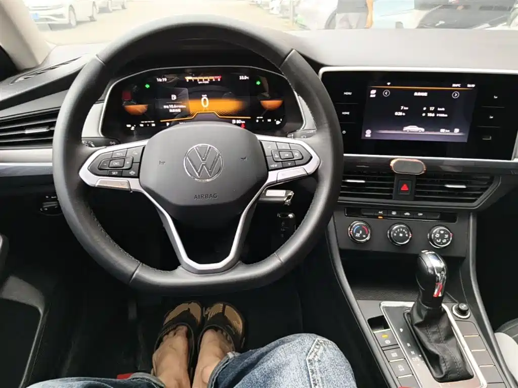 Volkswagen Bora 2023 200TSI DSG Comfort Edition фото 10