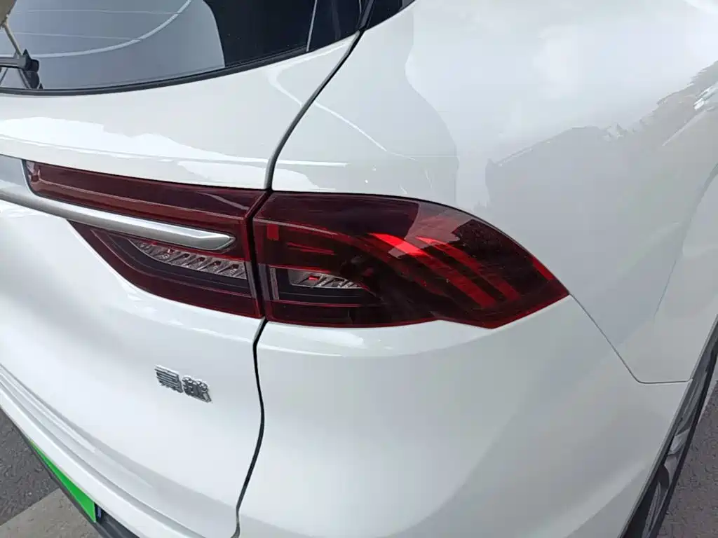 Geely Haoyue 2021 2020 1.8TD DCT Luxury 7-Seater