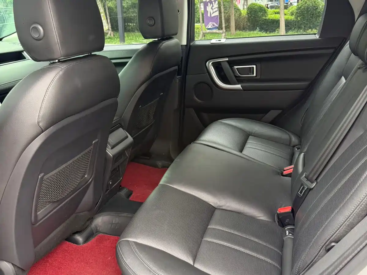 Land Rover Discovery Sport 2016 2.0T SE фото 11