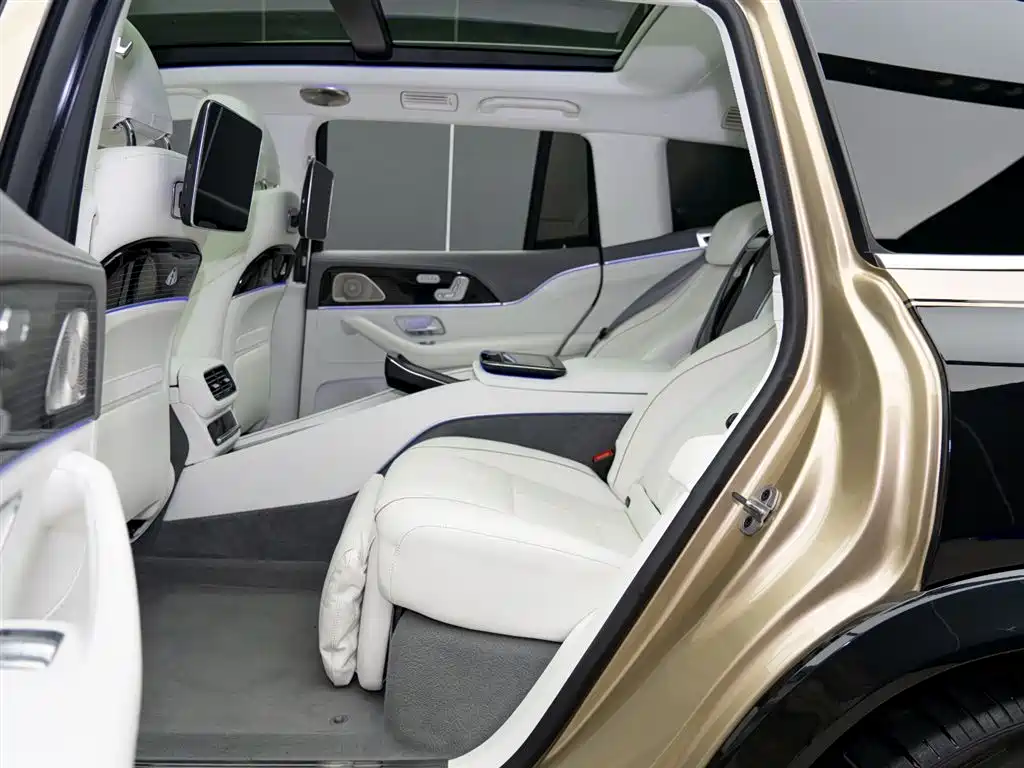 Mercedes-Benz Maybach GLS 2022 GLS 600 4MATIC Etiquette Edition фото 11