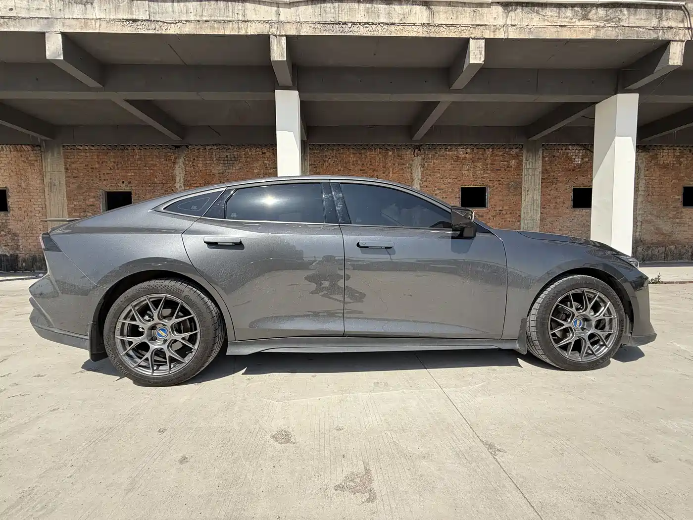 CHANGAN UNI-V