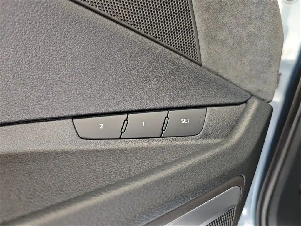 Audi e-tron 2023 2021 50 quattro Exclusive Selection