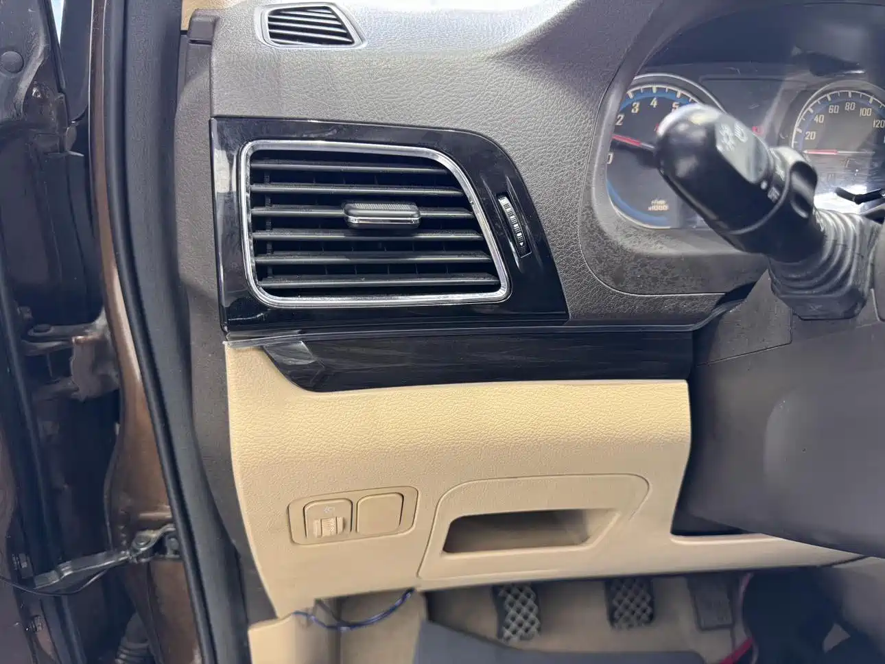 Baojun 730 2014 2014 1.5L Manual Comfort 7-seater