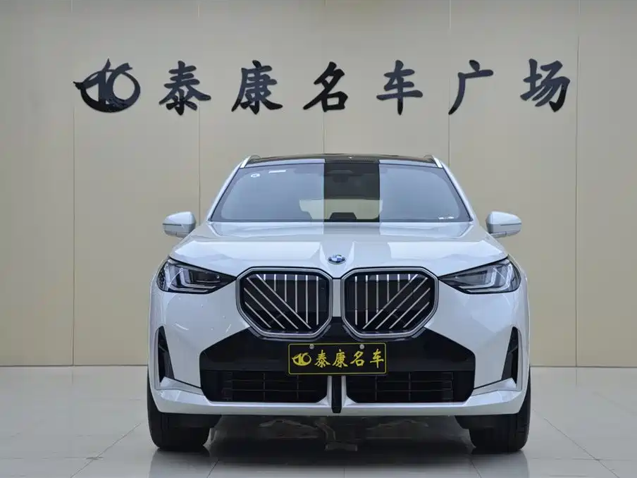 BMW X3 2025 xDrive30L Premium Model M Sport Black Package фото 2