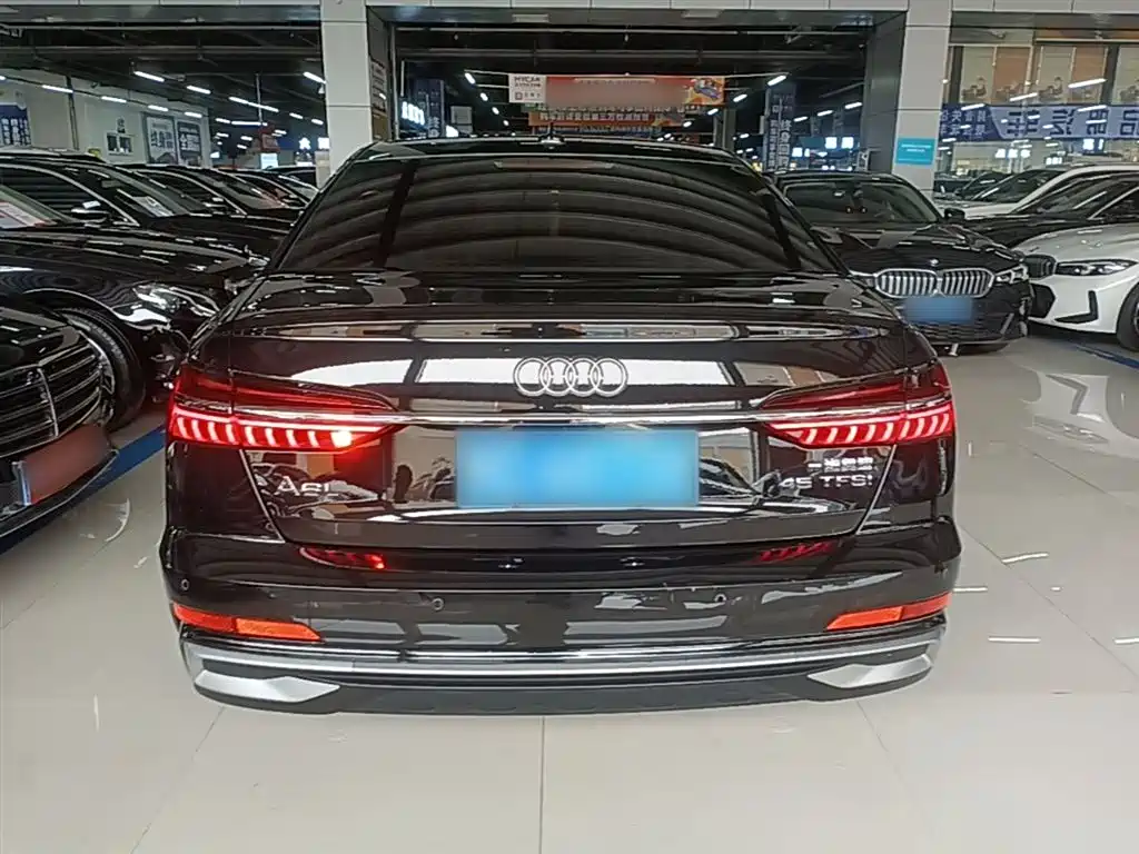Audi A6L 2023 45 TFSI Premium Selection Dynamic фото 6